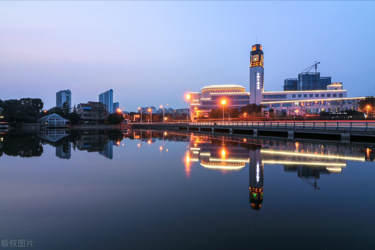 合肥有几个琥珀山庄,探秘合肥琥珀山庄