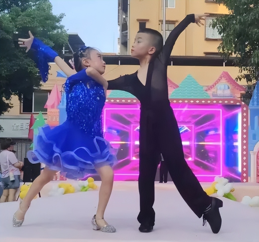 益悦童心幼儿园庆六一精彩表演,清东幼儿园庆六一游园活动