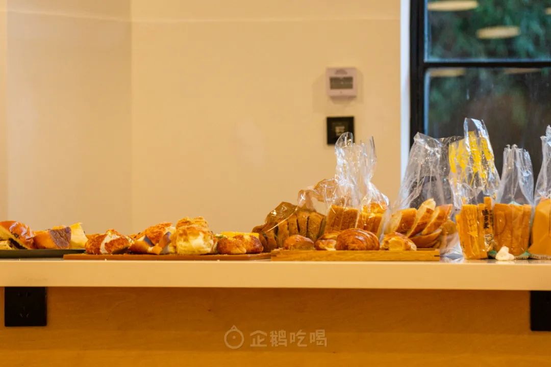 吃掉100+只面包，终于掏出这篇连锁面包店购买指南