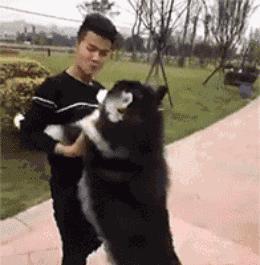 涂了口红女生怎么吃饭,涂口红后喝水