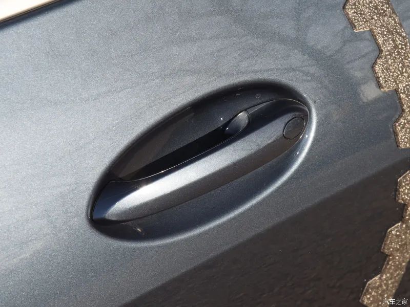 宝马15万摩托车回头率高,宝马水鸟1250gs回头率有多高