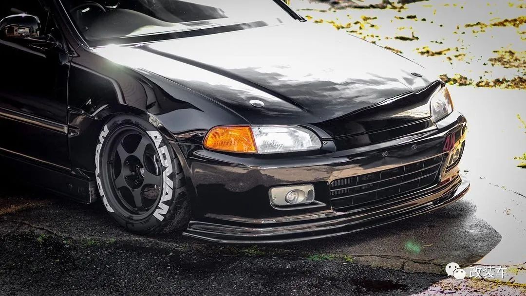 战斗范儿拉满的黑武士本田飞度GE和思域EG,兼顾素雅和张狂