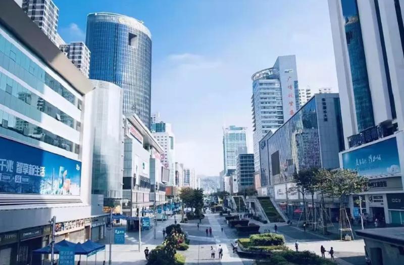 1991年，*小平邓**为深圳火车站题字，为何只写“深圳”没写“站”？