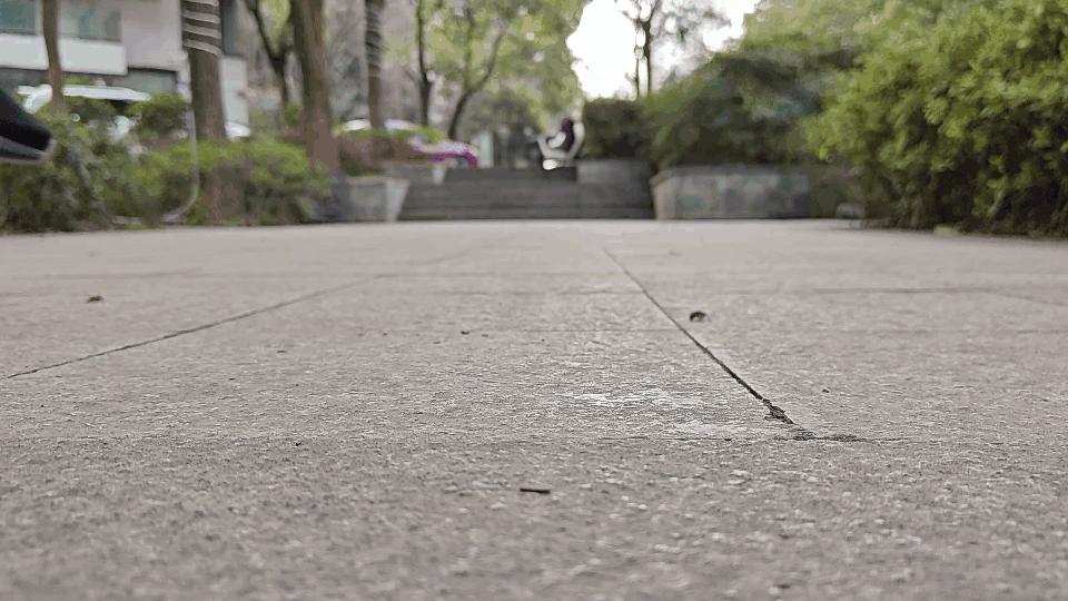 昂跑cloudsurfer和cloudeclipse,踩在云端的跑鞋