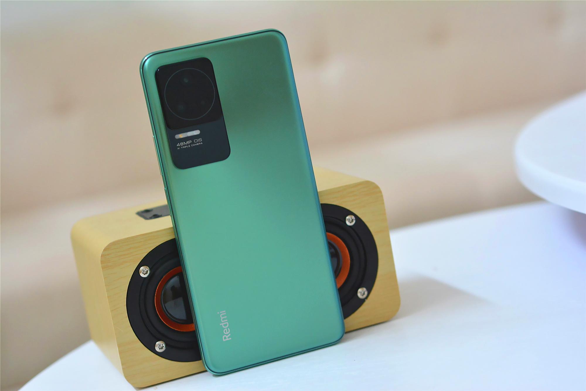 2023值得买的手机3000左右,2024年最值得买手机