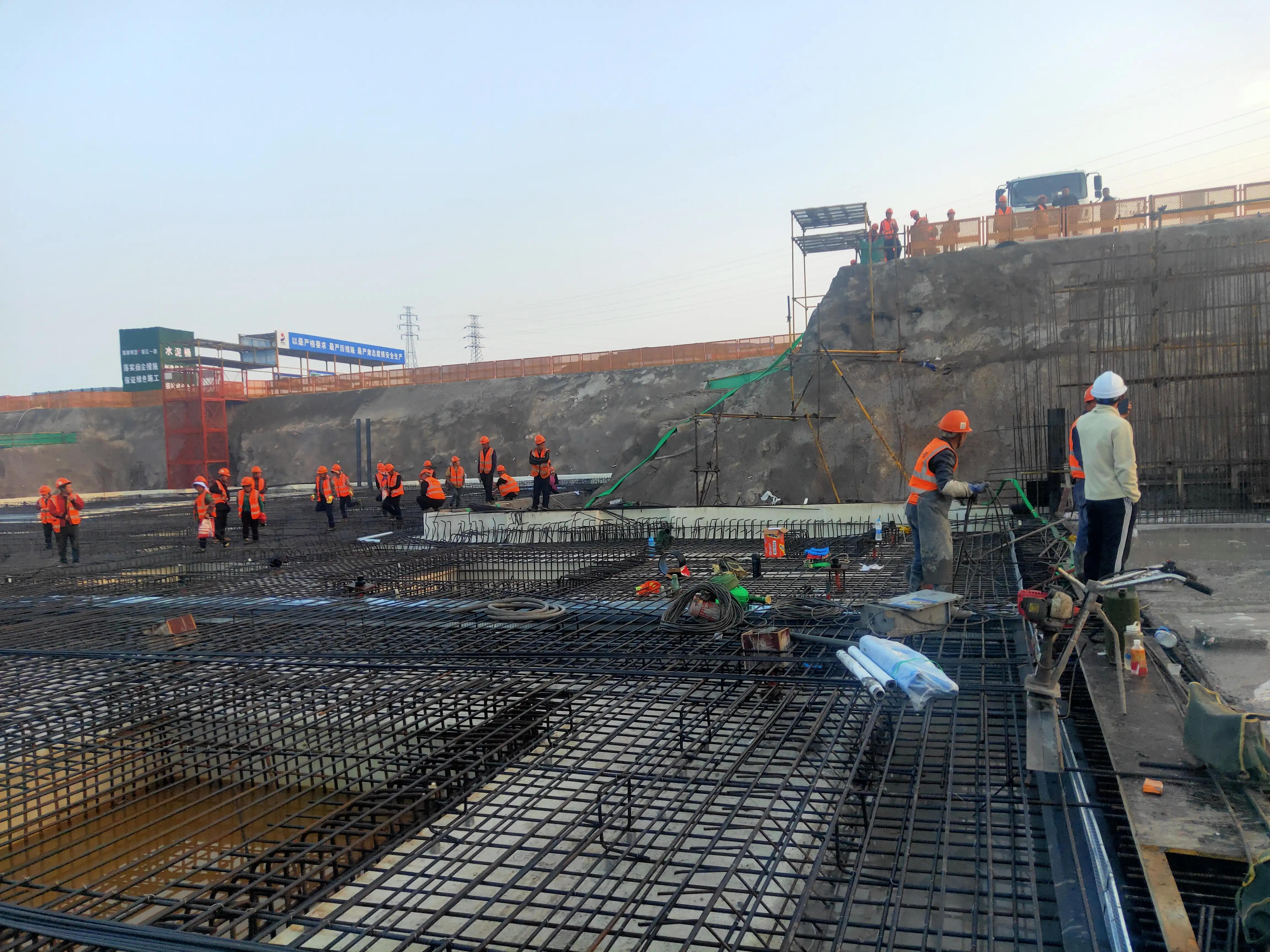 疫情放开后为什么工作那么难找呢,受疫情影响全国农民工怎样