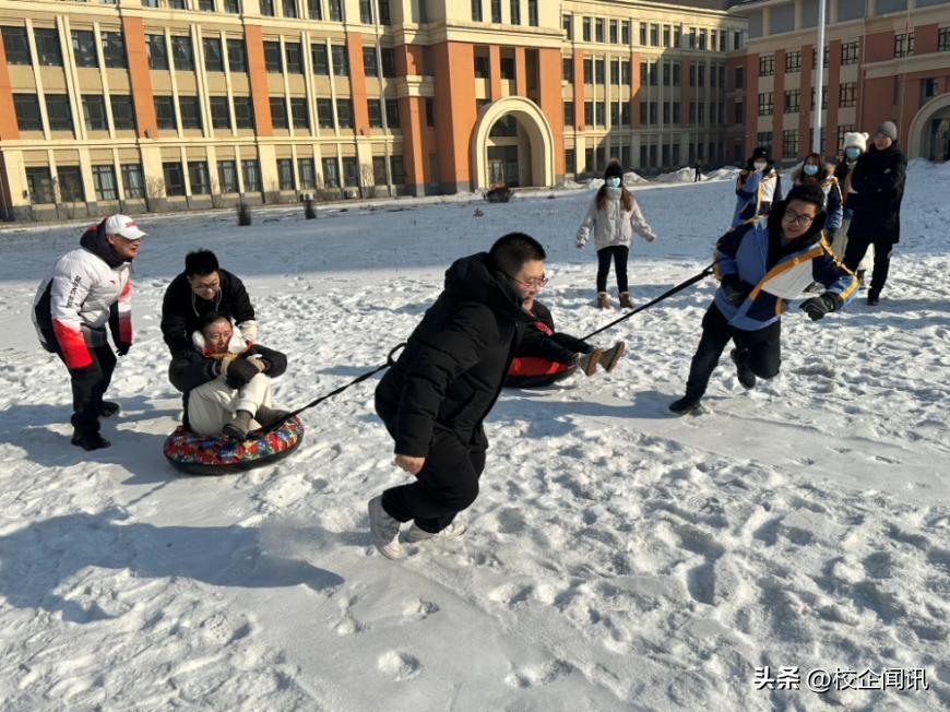 “残疾人冰雪运动进校园活动”在哈尔滨市启迪学校隆重举行