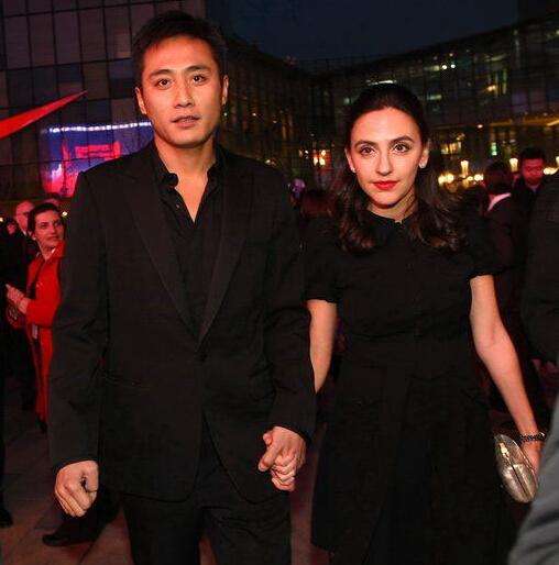 刘烨一夜难眠现状,用酒麻痹自己电视剧