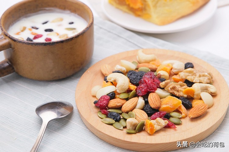 建议中老年人多吃5种养生菜,海参老年人吃补什么的