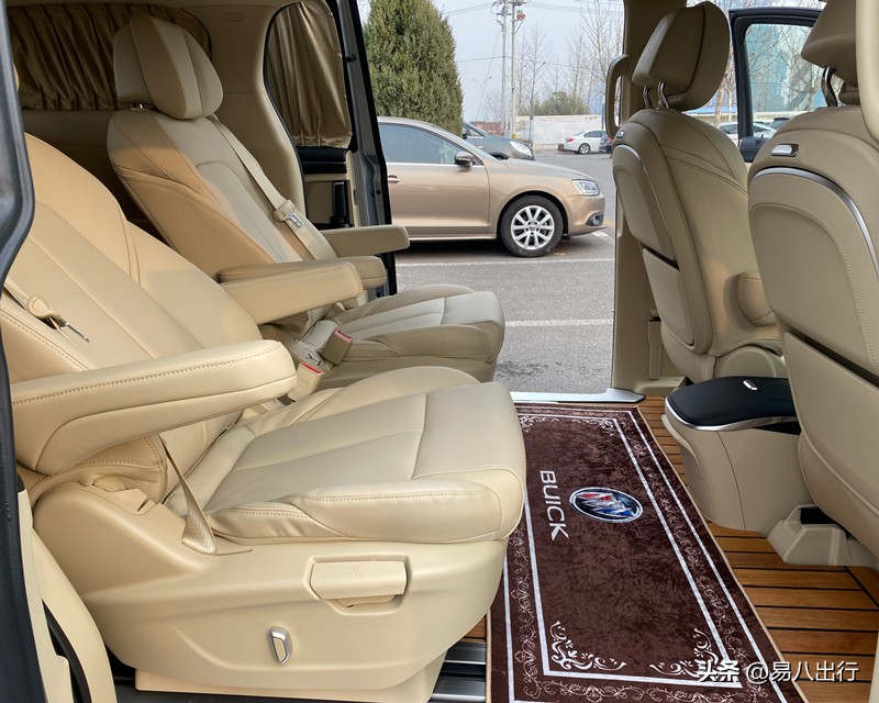 别克GL8商务租车|别克GL8是公私兼备的王道，商务用车的优选