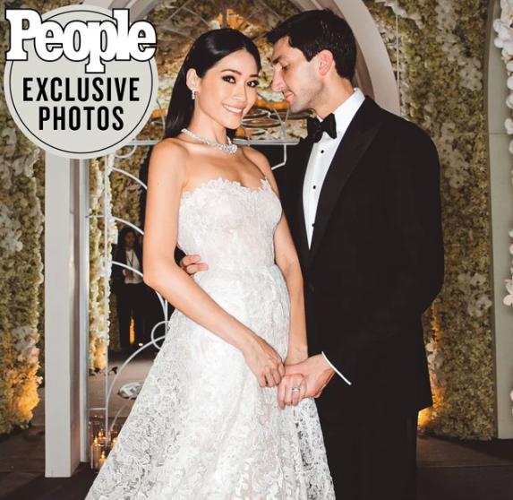 72岁王薇薇晒近照,王薇薇年轻写真照