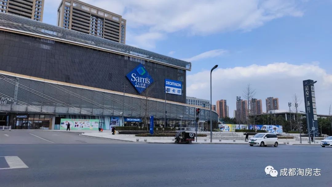 龙湖6000左右的精装修,地下室装修包工包料价格