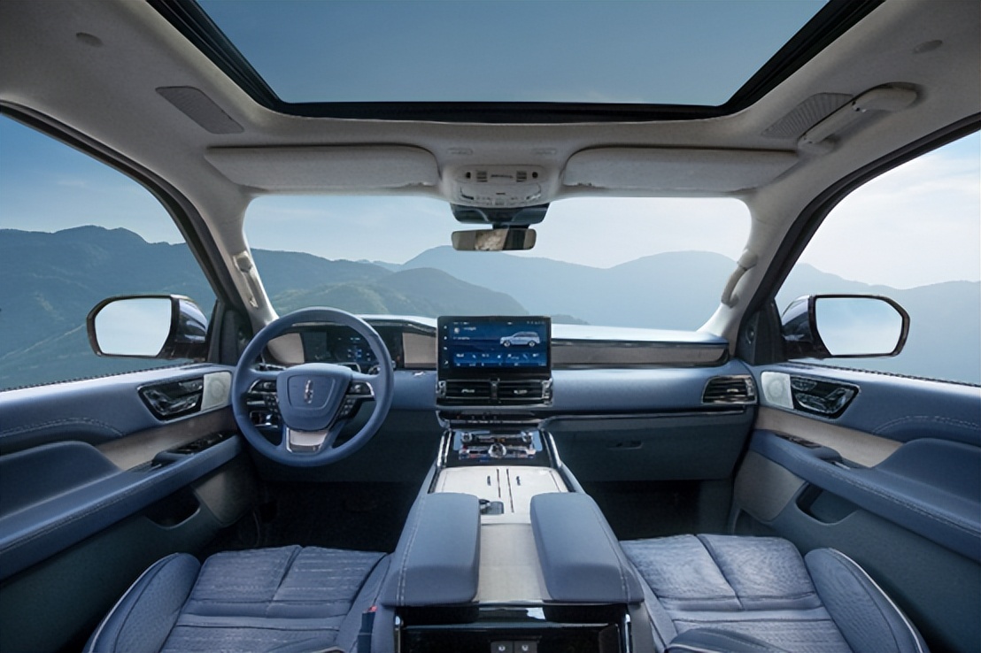 林肯领航员一百年发展进化史,2023款林肯领航员壹号