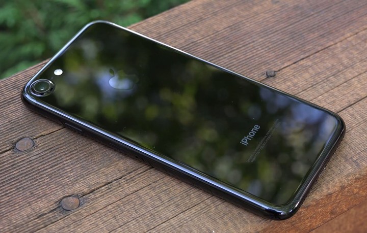 android屏幕手机,安卓手机屏幕四边等宽