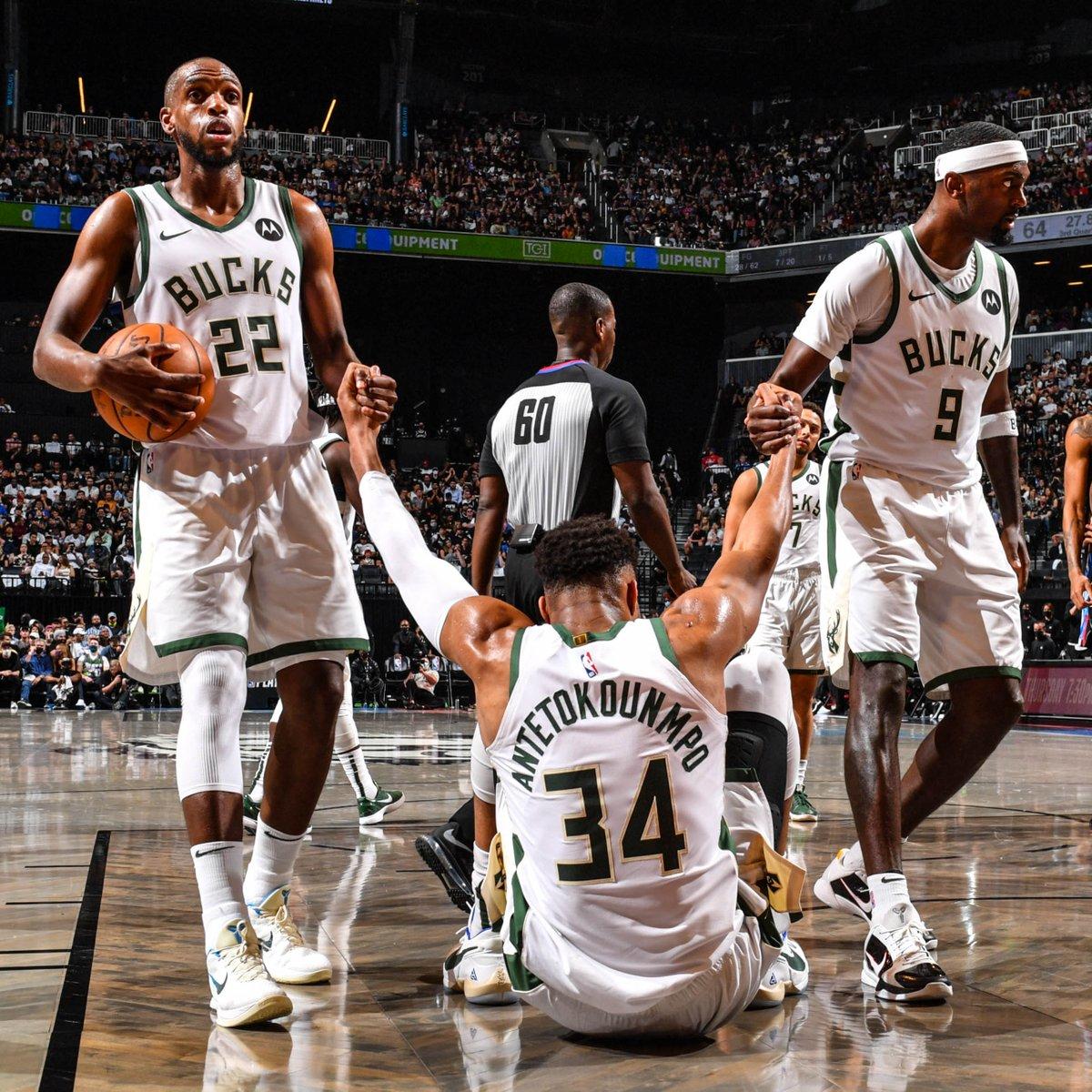 历史第一队nba,历史第一个nba球员是谁