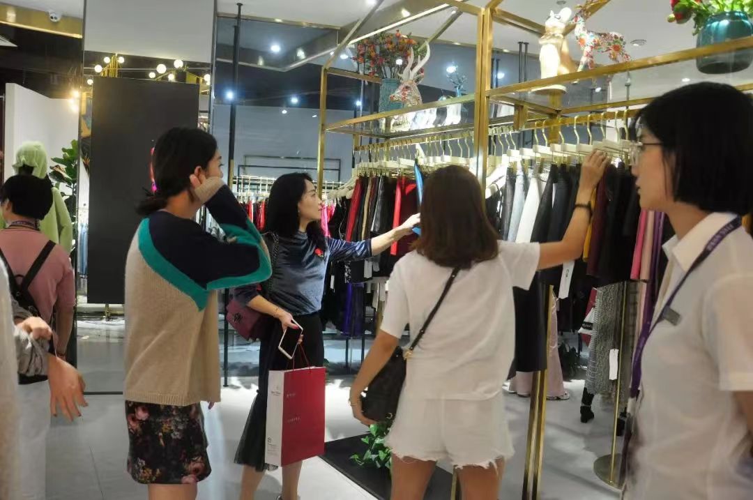 我在农村做什么才能赚钱,在老家卖干果挣钱吗