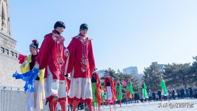 东北大秧歌视频怎么拍,航拍东北大秧歌视频