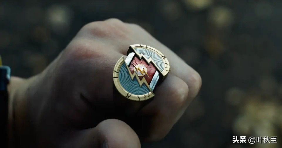 闪电侠电影最深度解析,闪电侠电影版影评真的不好吗