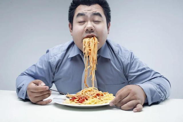 饭后经常反酸烧心是怎么回事,饭后感觉胃烧心平时怎么调理