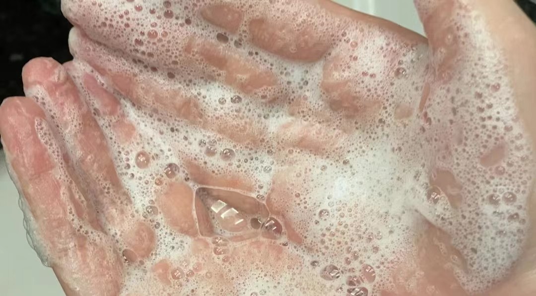 洗面奶哪款好用干皮不油腻,洗面奶推荐混干皮清洁力度好