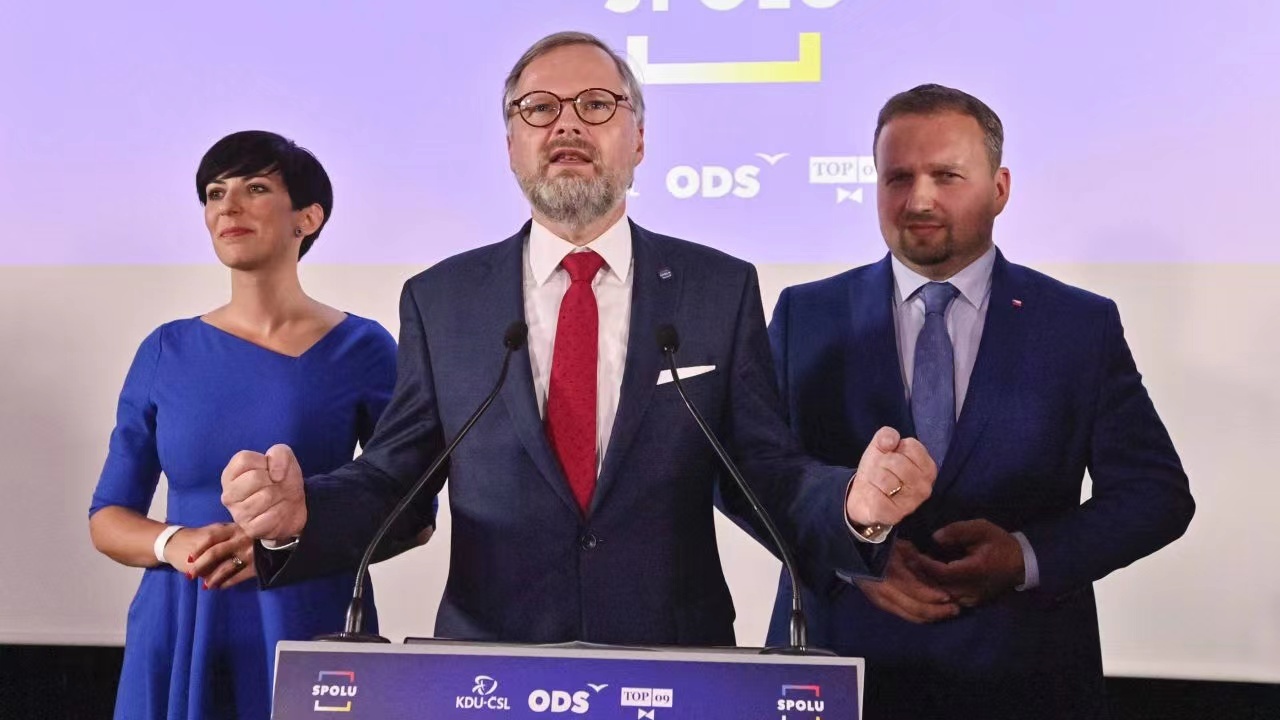 乌克兰增加养老金,加税减免