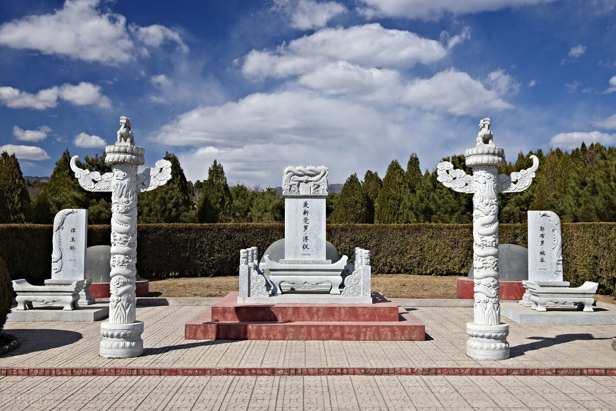 末代皇帝溥仪电影完整版,末代皇帝溥仪电视剧40集