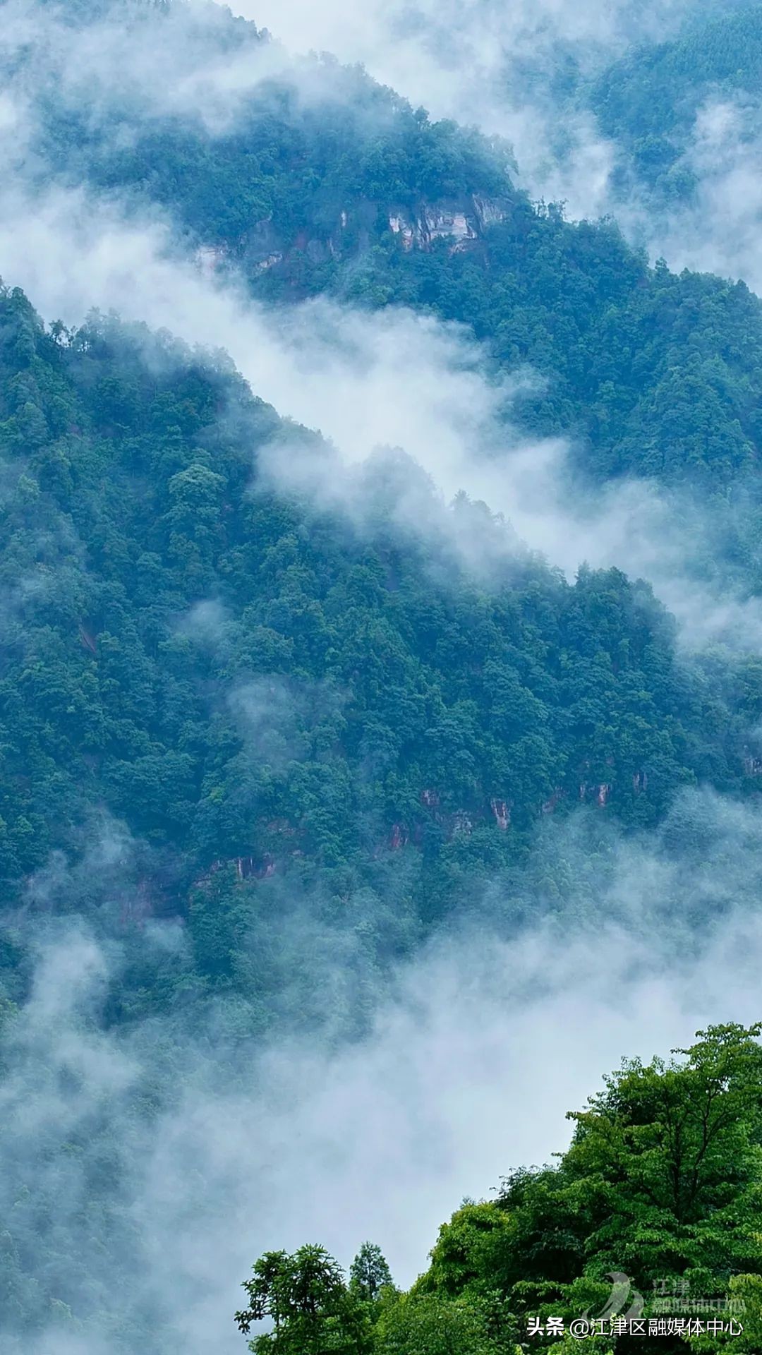姹熸触鍥涢潰灞变竴鏃ユ父绾胯矾,姹熸触鍥涢潰灞辫嚜椹句竴鏃ユ父