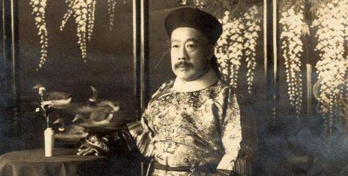 金默玉：大清最后的一位格格，曾受*小平邓**照顾，一直活到了2014年