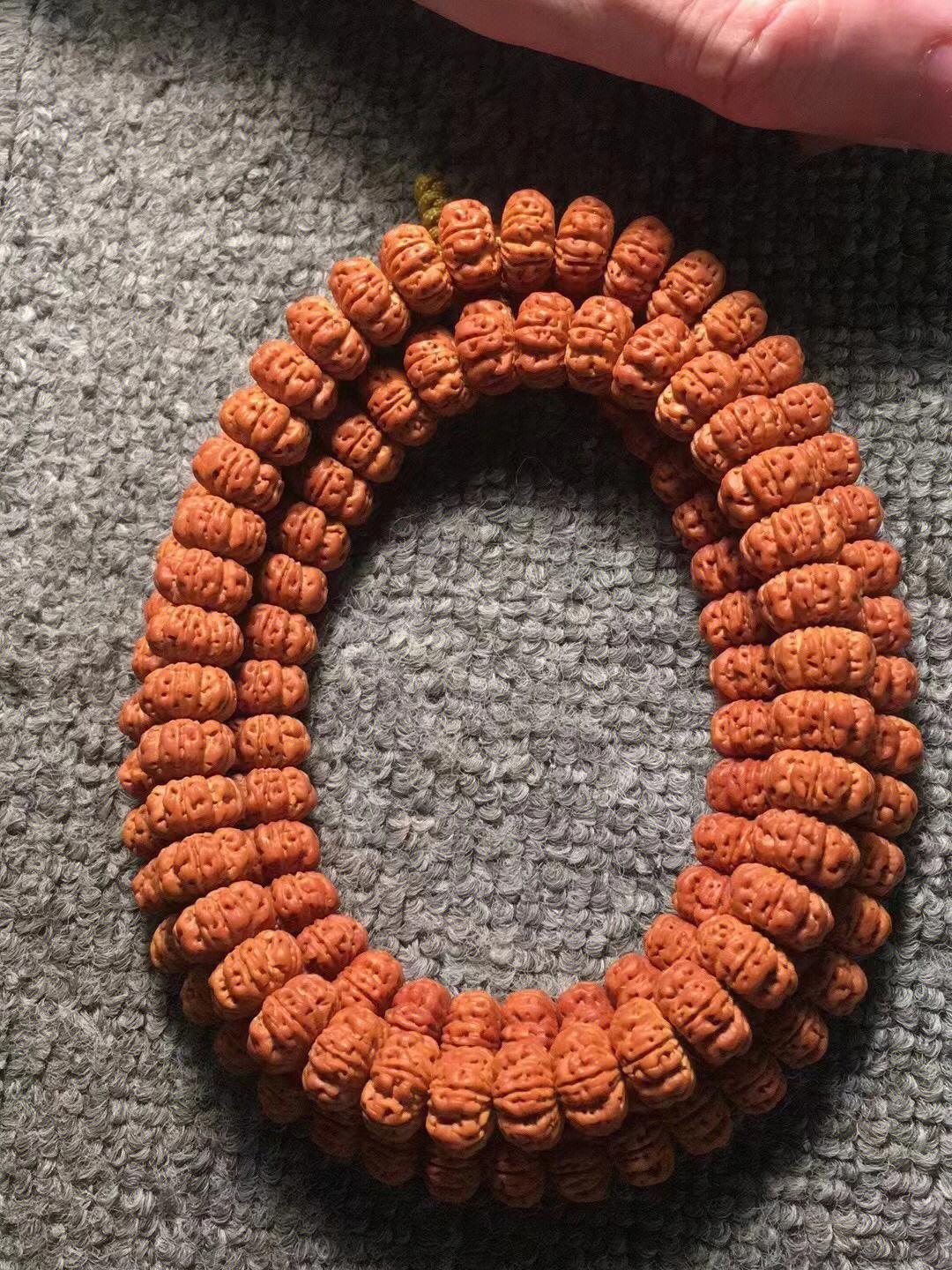 怎样使金刚菩提快速玉化,一串金刚要刷多久才会变成牛津红