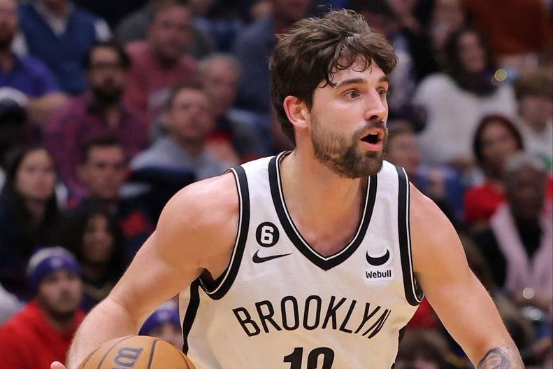 4年21亿顶薪欧文新合同曝光,欧文加盟湖人可能性再次增加