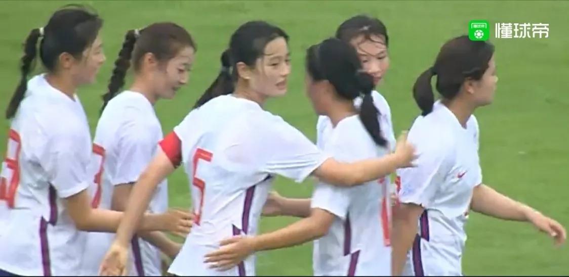 中国女足疯狂一战,亚洲杯决赛中国女足暂0:2落后