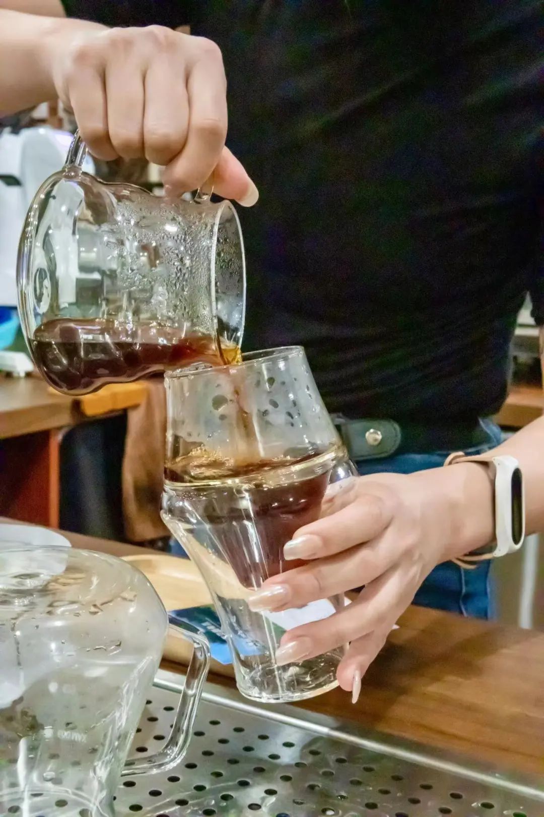 在这座充满松弛感的城市里，喝了两天咖啡