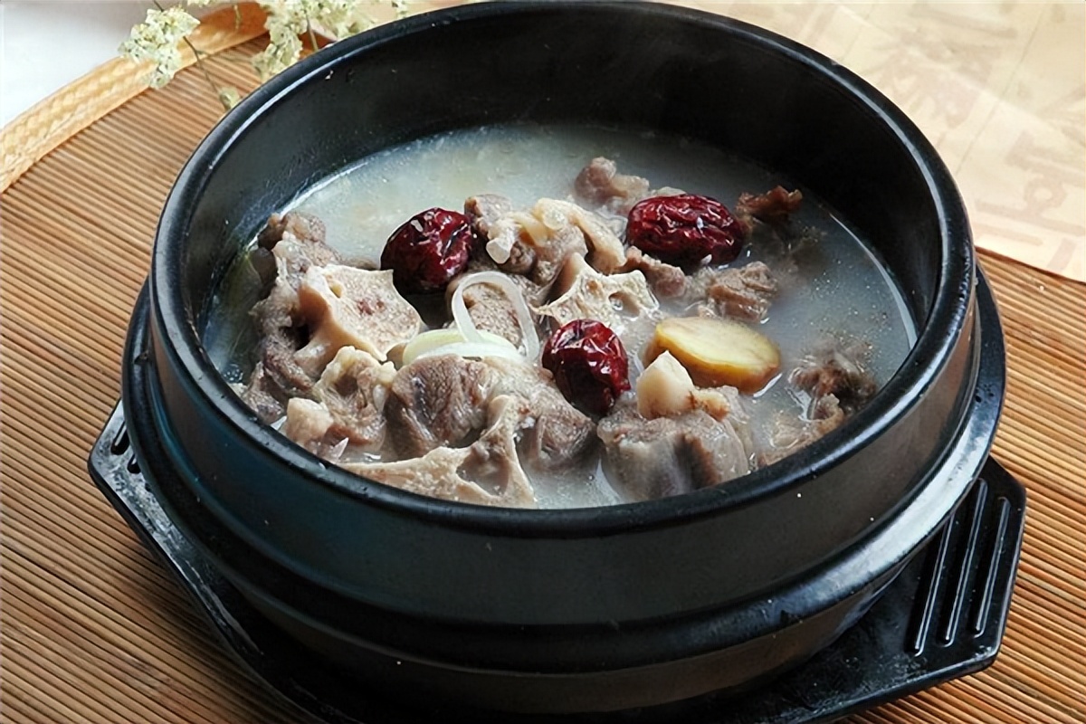 吃靶向药白细胞低应该吃什么食物,白细胞低多吃什么菜和水果