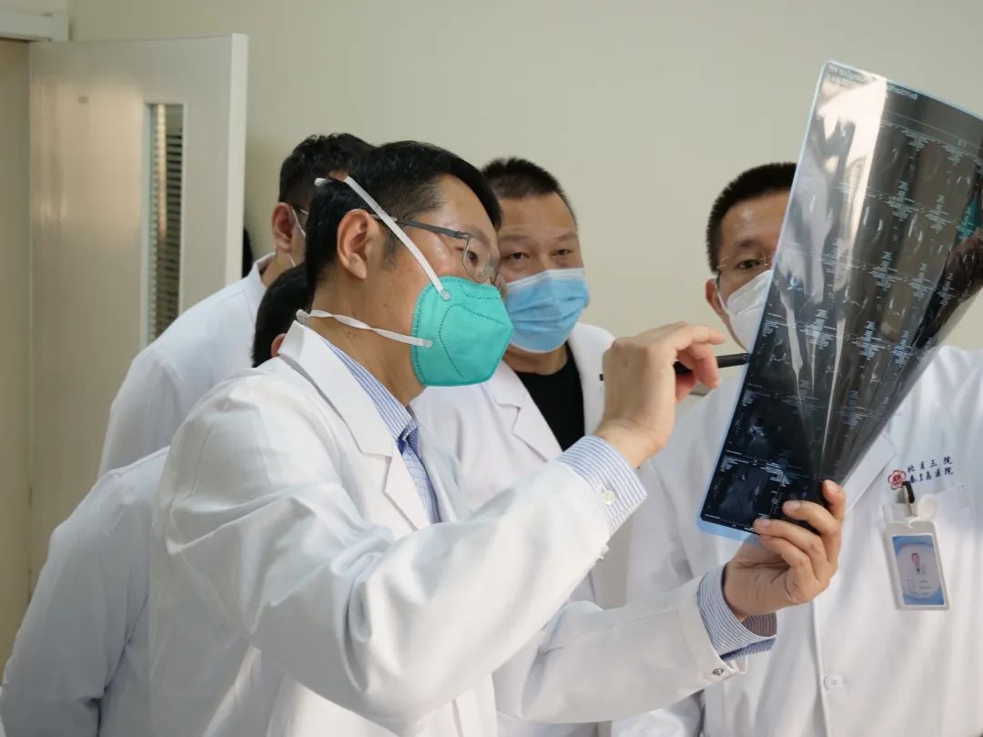 运动医学专家北京大学第三医院,运动医学团队