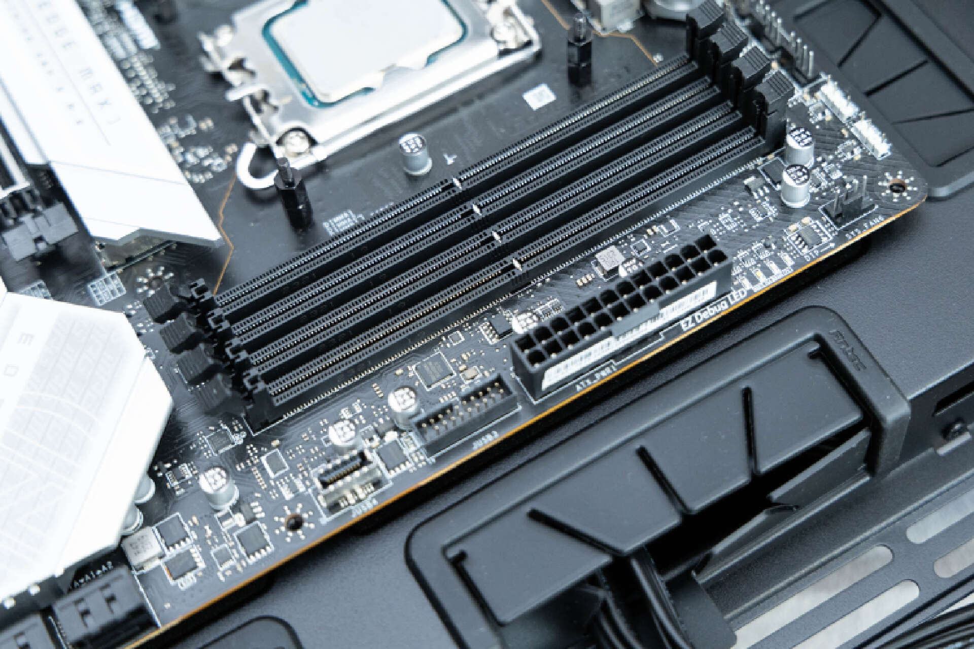 全塔海景房机箱,安钛克机箱c8海景房