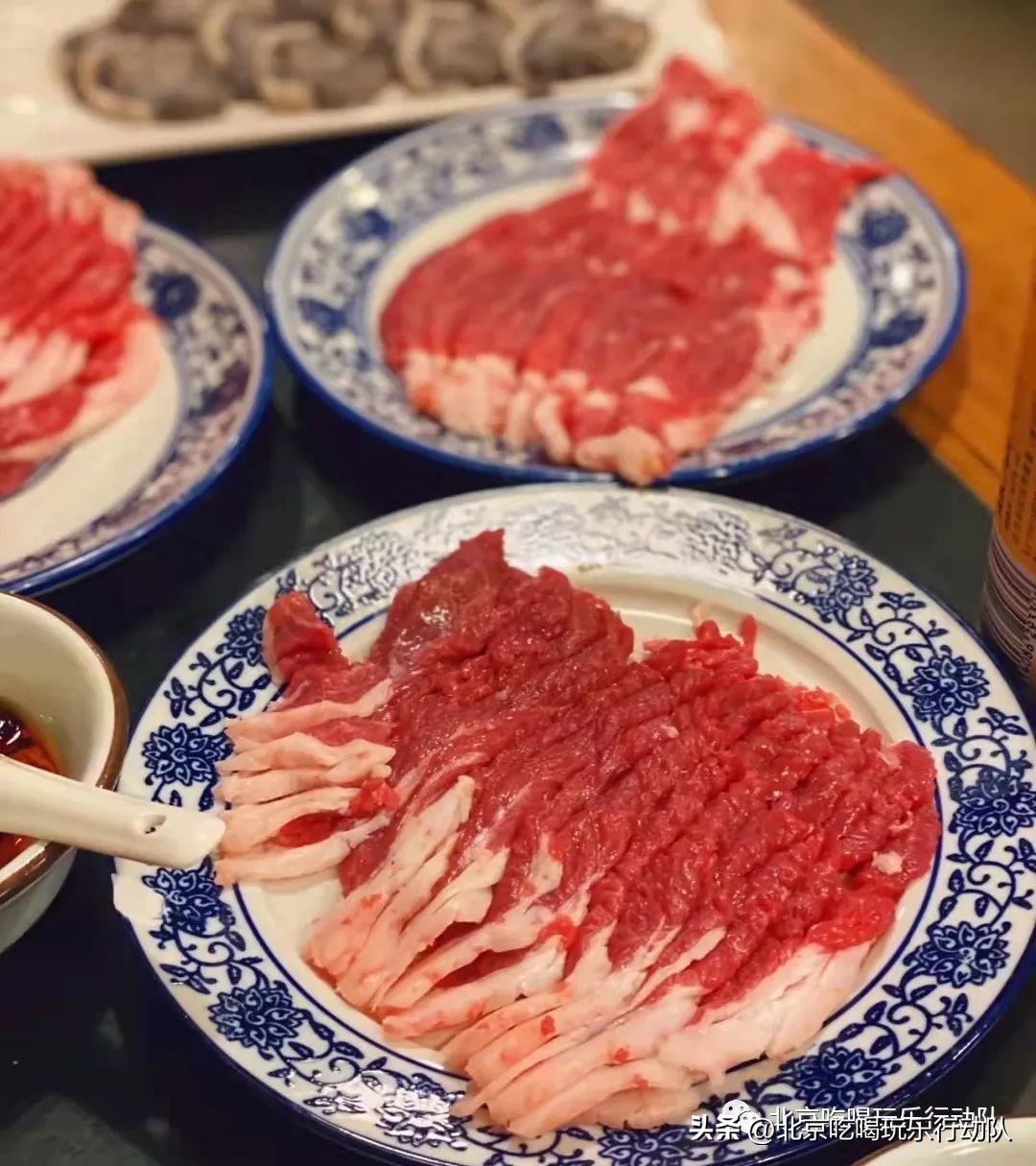 北京性价比高又经典的涮肉店,老北京涮肉手切羊肉各部位切法
