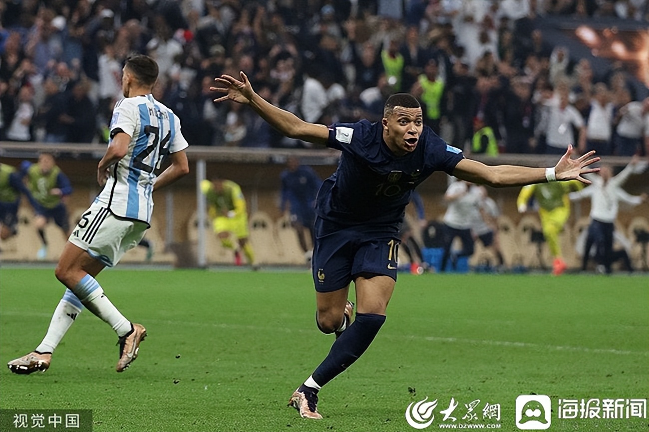 梅西三冠王阿根廷,阿根廷夺冠梅西披风衣