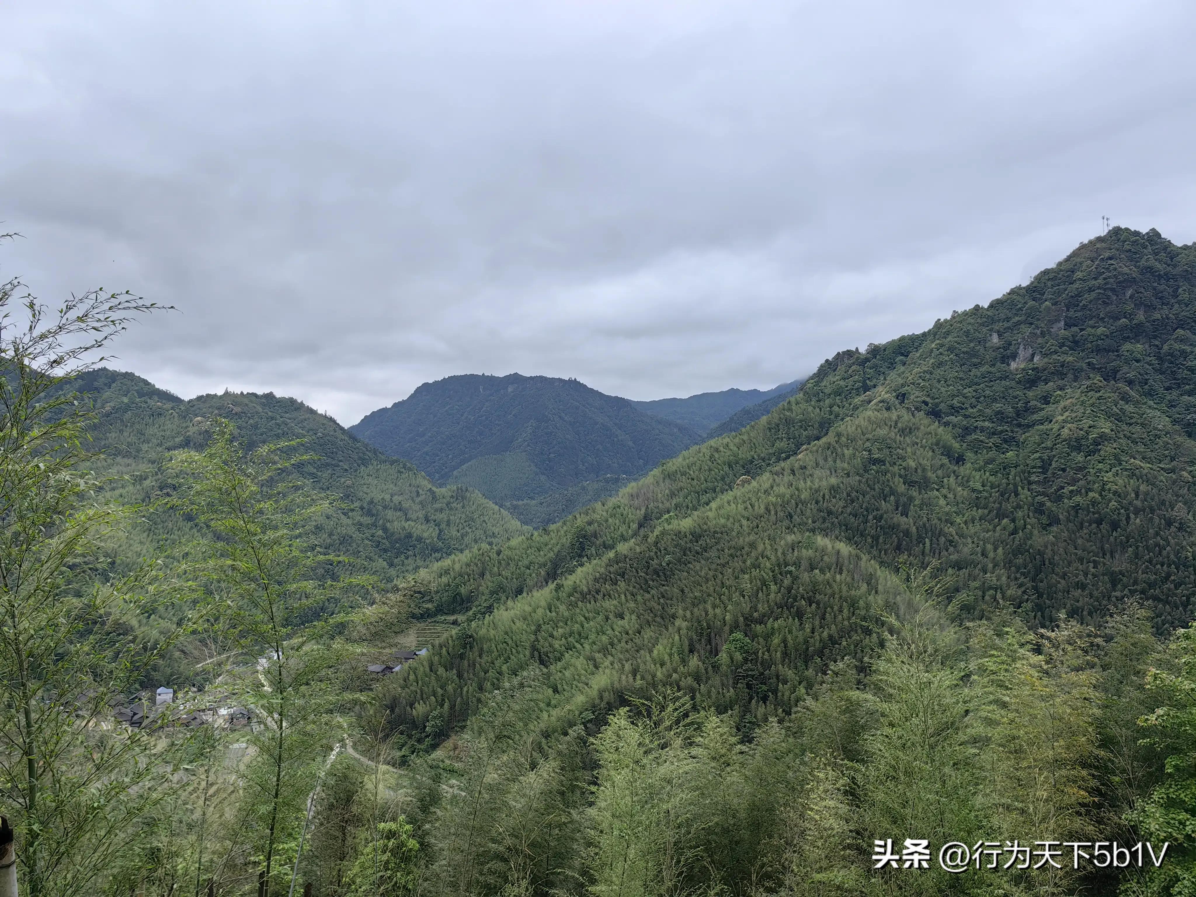 【探秘宛田红滩瀑布溯溪梦江吉翁瀑布】穿越花坪神秘风景线