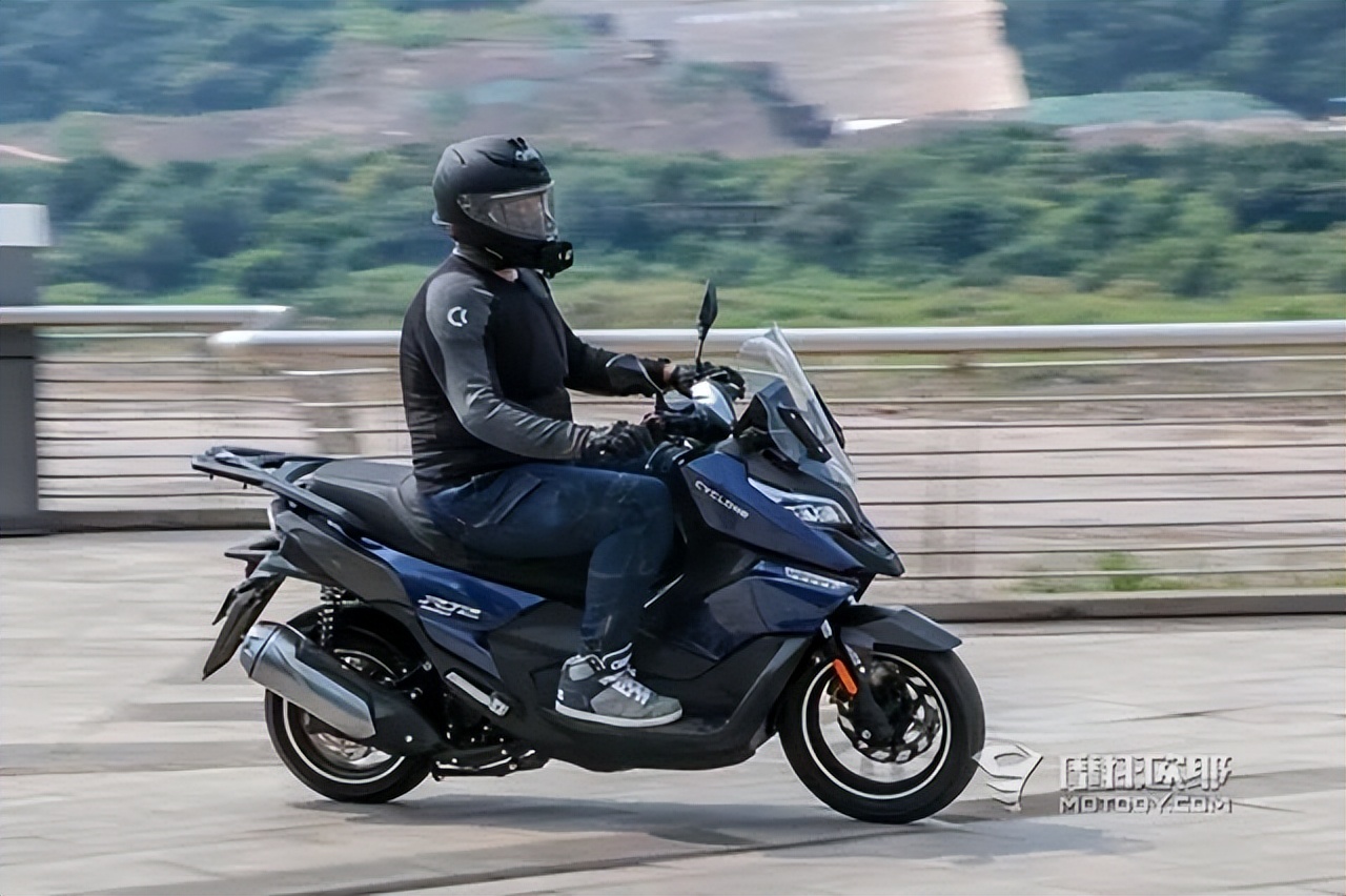 250cc踏板算不算大排量,哪款三万以内250cc踏板值得入手