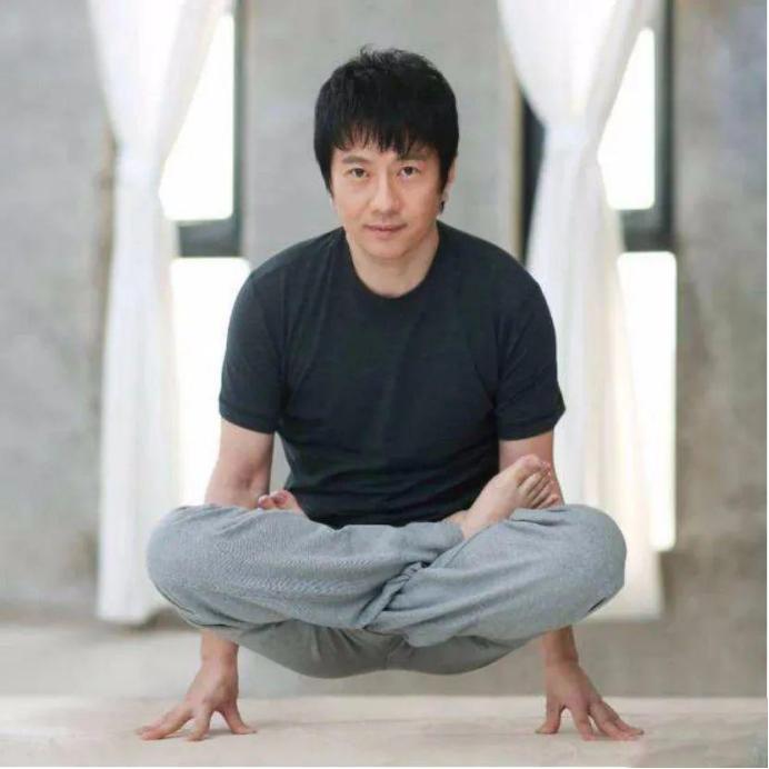 刘芸为何能驯服郑钧,郑钧为什么要叫刘芸前妻