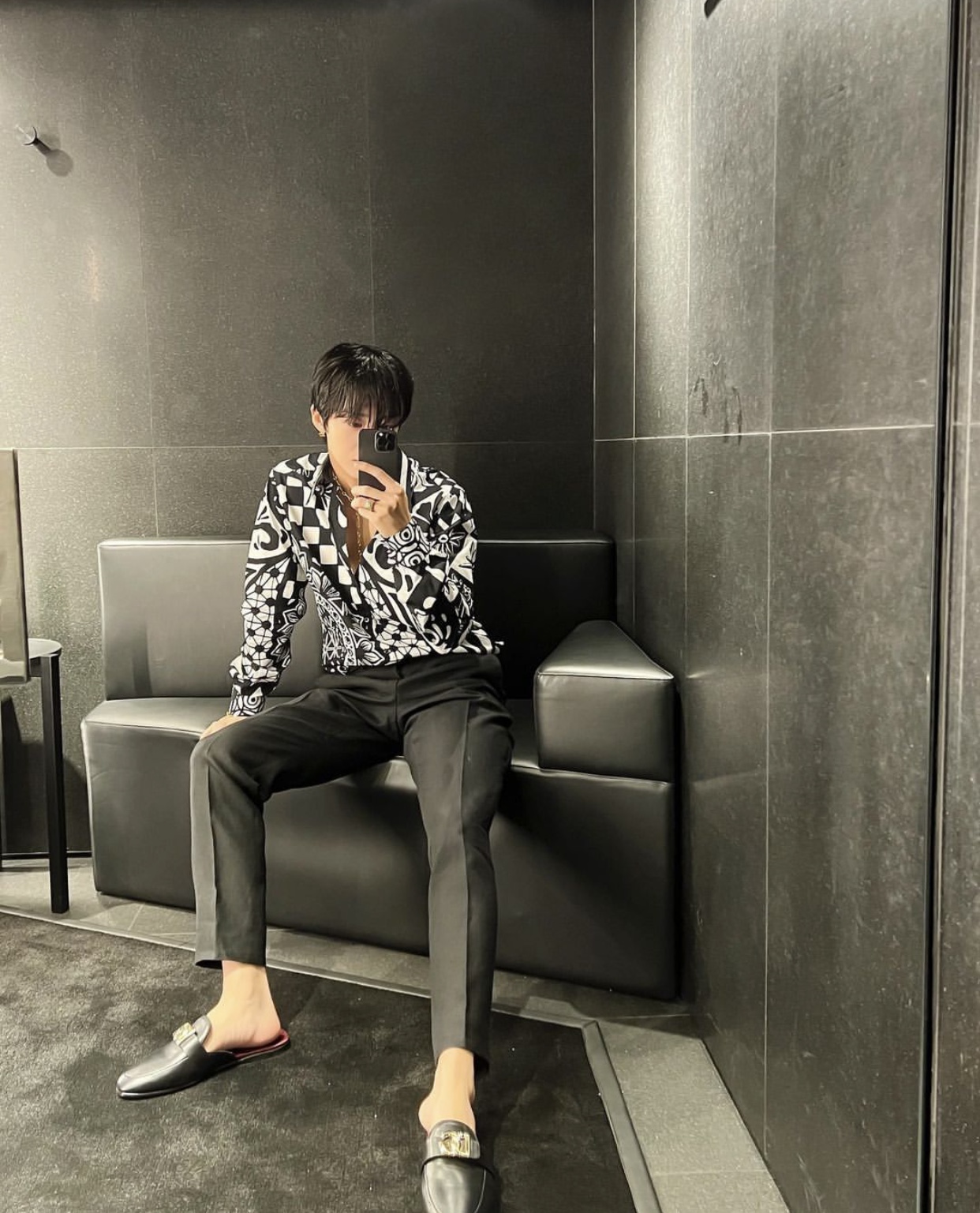 怎么看韩国人穿搭,韩国人怎么看蔡亨源