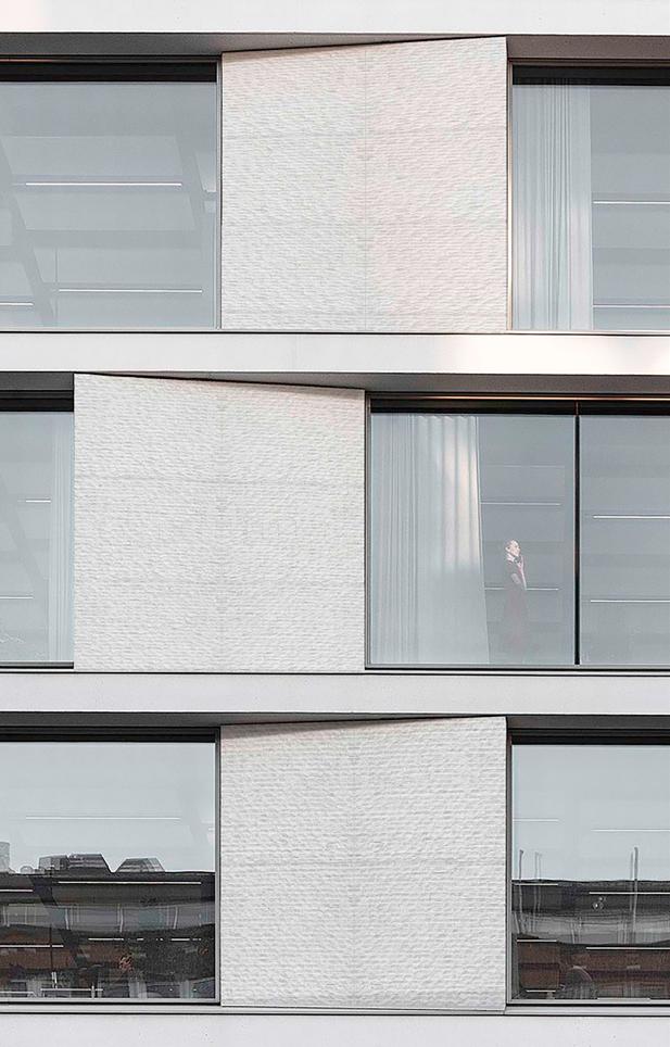 可弯曲的柔性岩板:比天然石材更轻薄,比超薄石材更多样