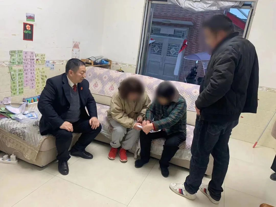 遇到纠纷怎么办？“去找姚明华工作室。”