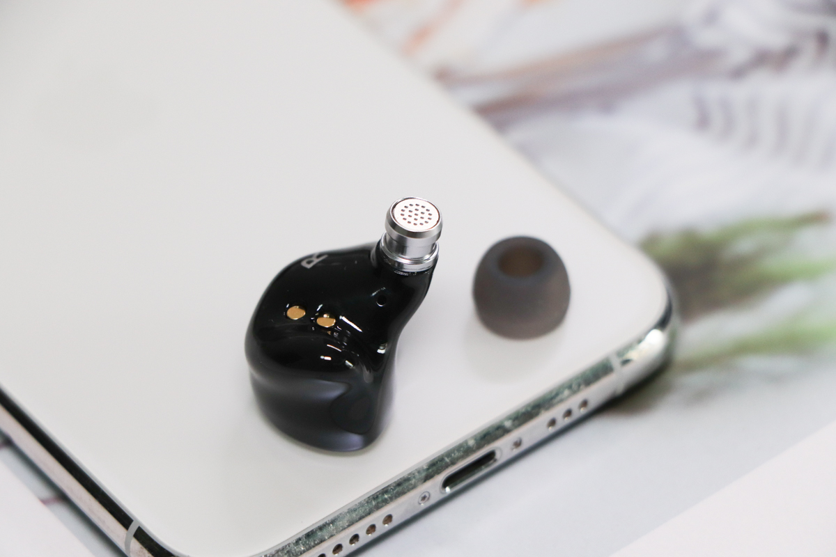 惠威AW-75耳机试听,惠威蓝牙耳机aw-85怎么样