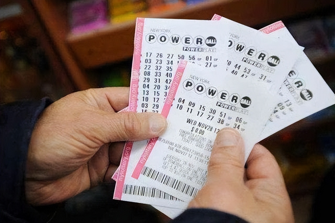 如果中了1亿彩票如何理财,如果中了几千万彩票应该怎么办