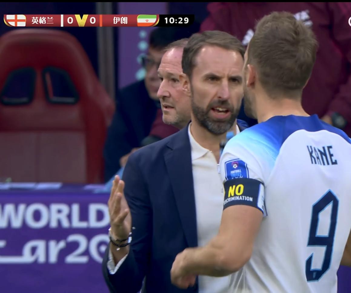 世界杯伊朗门将受伤,世界杯重伤