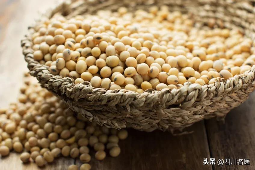 钙比牛奶还高的5种蔬菜,牛奶和青菜哪个补钙效果更好