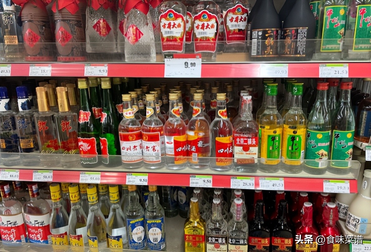 5款好喝不贵的白酒价格百元左右,几款好喝不贵的平民白酒排名