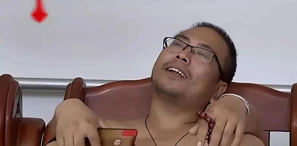 28岁不上班在家啃老是不是废了,中国多少年轻人不上班在家啃老