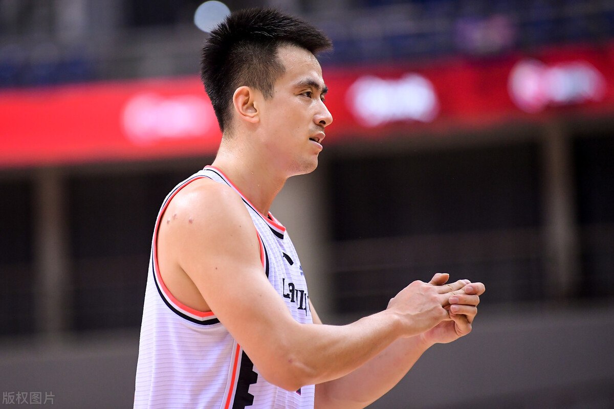 辽宁男篮杨鸣为输球承担责任,辽宁男篮赛后发布会杨鸣最新